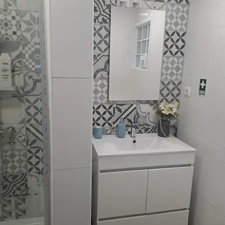 Madeira Flats פונשל