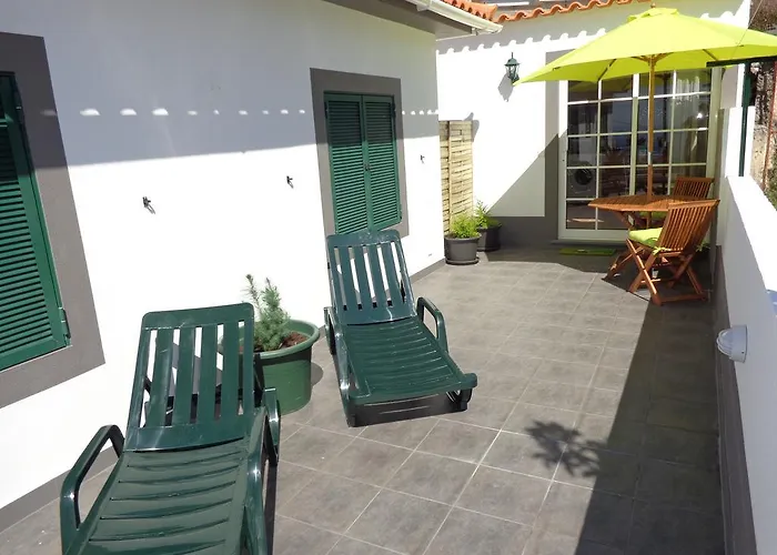 Madeira Flats פונשל